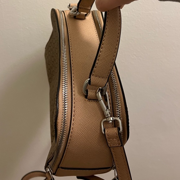 unused guess bag - Picture 2 of 3